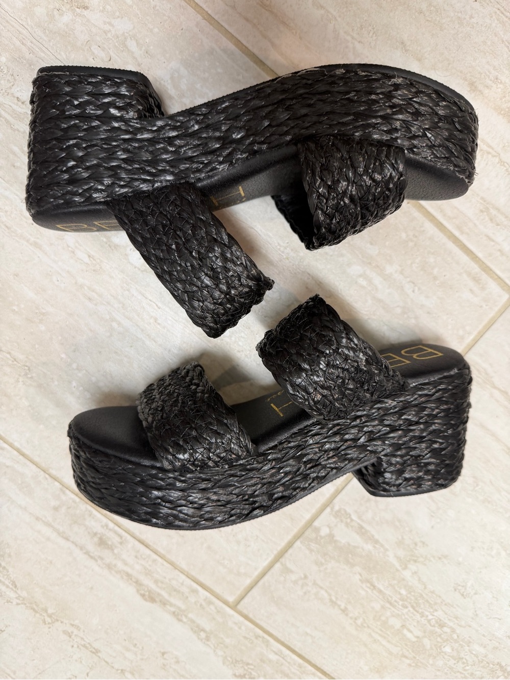 NWT Beach by Matisse Reflection Black Raffia Platform Sandals Size 7